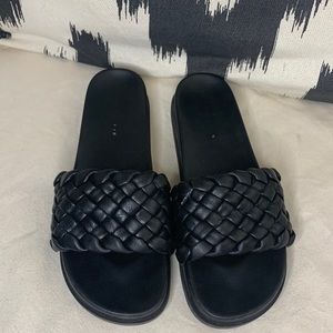 Mia Vegan Leather Slide
